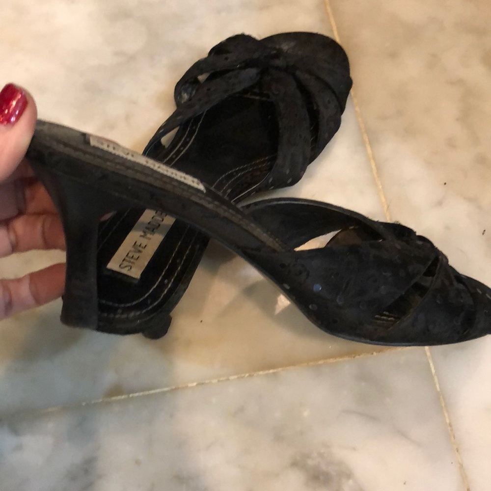 Steve Madden Black sequin slip on low heels - Picture 2 of 3